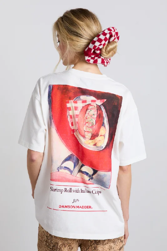shrimp roll with chips boyfriend tee - white Relaxed Women's Beachy