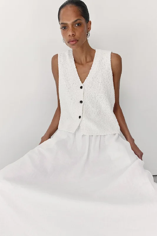 MARLOWE OFF WHITE BOUCLE VEST Scandinavian