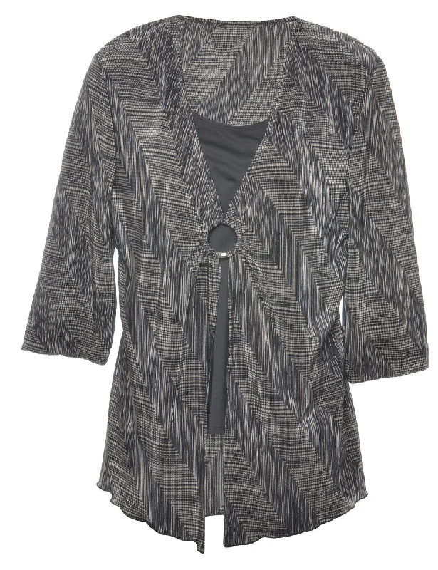 Striped Pattern Smocked Top - L Sophisticated Women's 