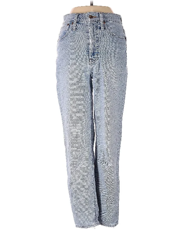 High-Rise Wide-leg Jeans in Light Wash Monochromatic Office Style