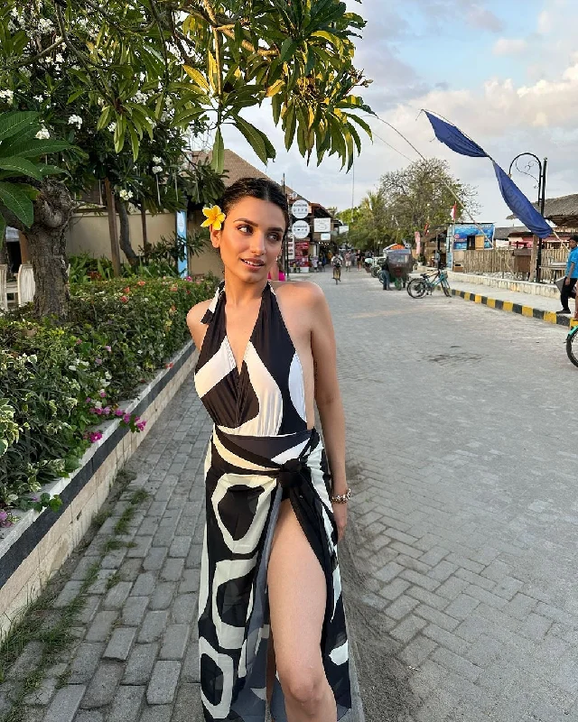 Jerry Bikini with Sarong Confident Women's Power