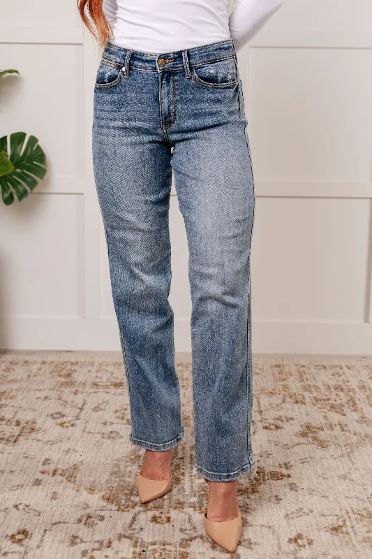 Judy Blue Mid Rise Cell Phone Pocket Dad Jeans purpose