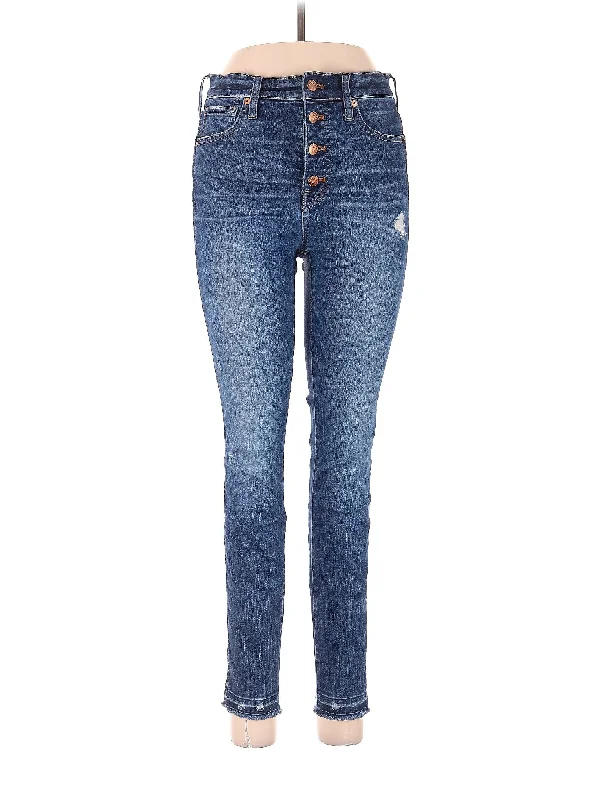 High-Rise Skinny Jeans in Medium Wash Sophisticated Women's Tailored