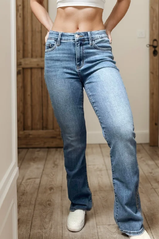 Judy Blue Mid Rise Bootcuts Jeans performance