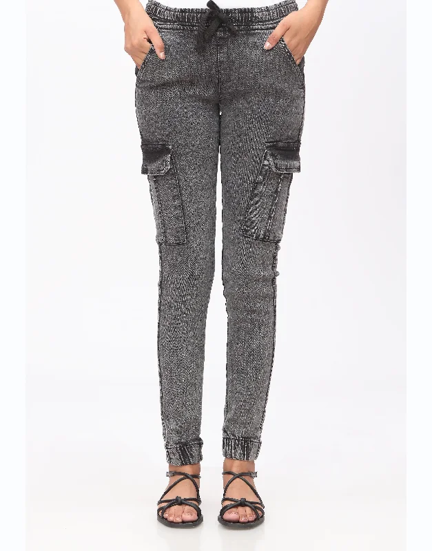 High Rise Skinny Jeans With Side Pockets in Charcoal Black Business