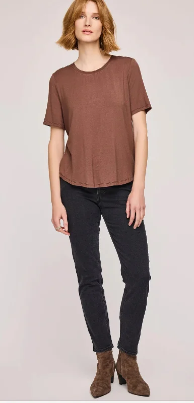 Brunette